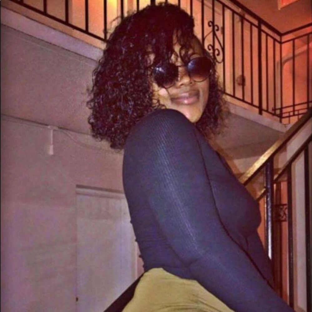 Meet your Posher, Miriam